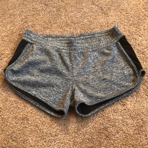 Hurley x Nike short activewear like new